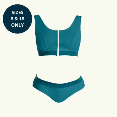 Amanda wears size 14 Monroe Top, size 14 Bottoms