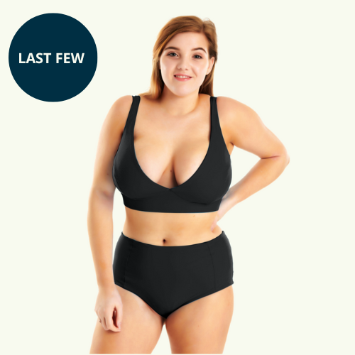 Pippa wears size 16 Hepburn top, size 16 Bottoms