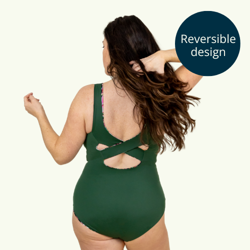 Madeleine wears size 16 Monroe