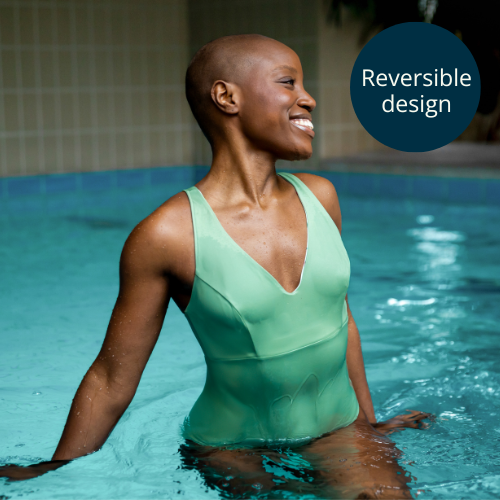 Madeleine wears size 16 Monroe