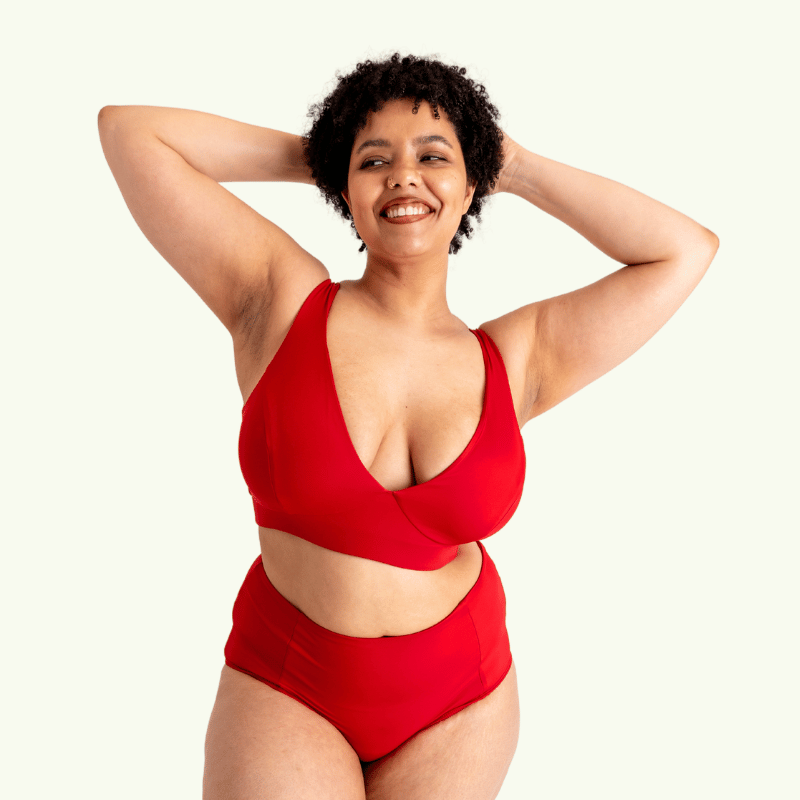 Terri wears size 14 Monroe