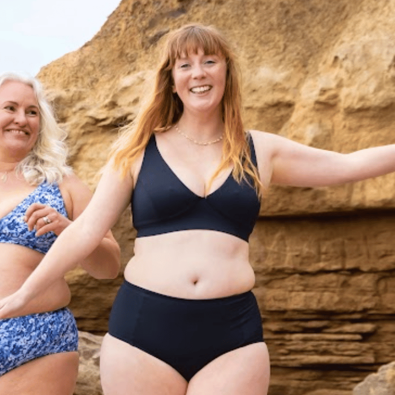 Terri wears size 14 Monroe