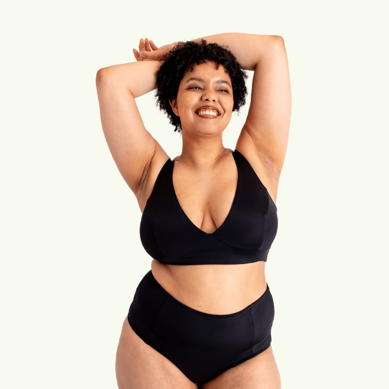 Terri wears size 14 Monroe