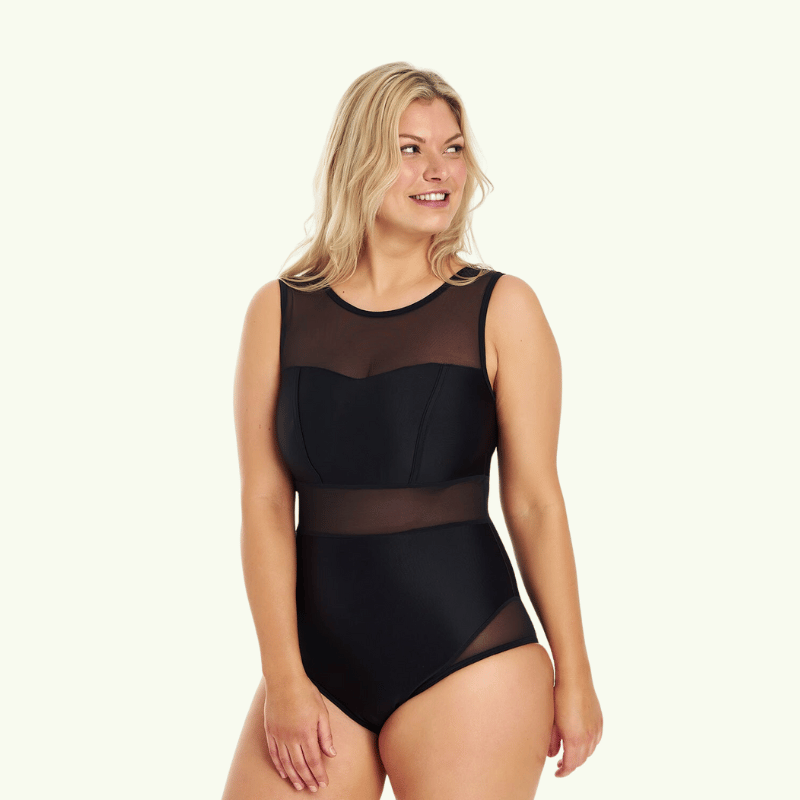 Chantelle wears size 16 Hendricks