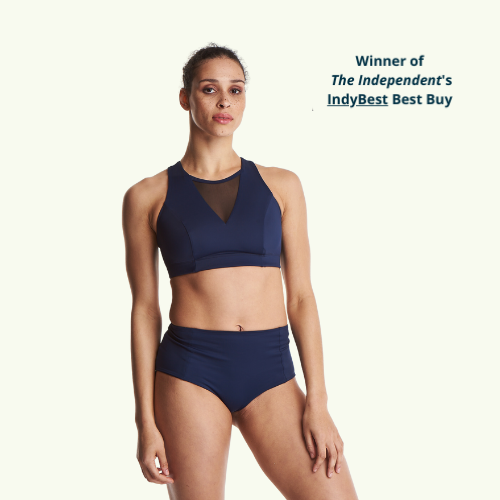 Liz wears size 8 Hepburn Top, size 8 Bottoms