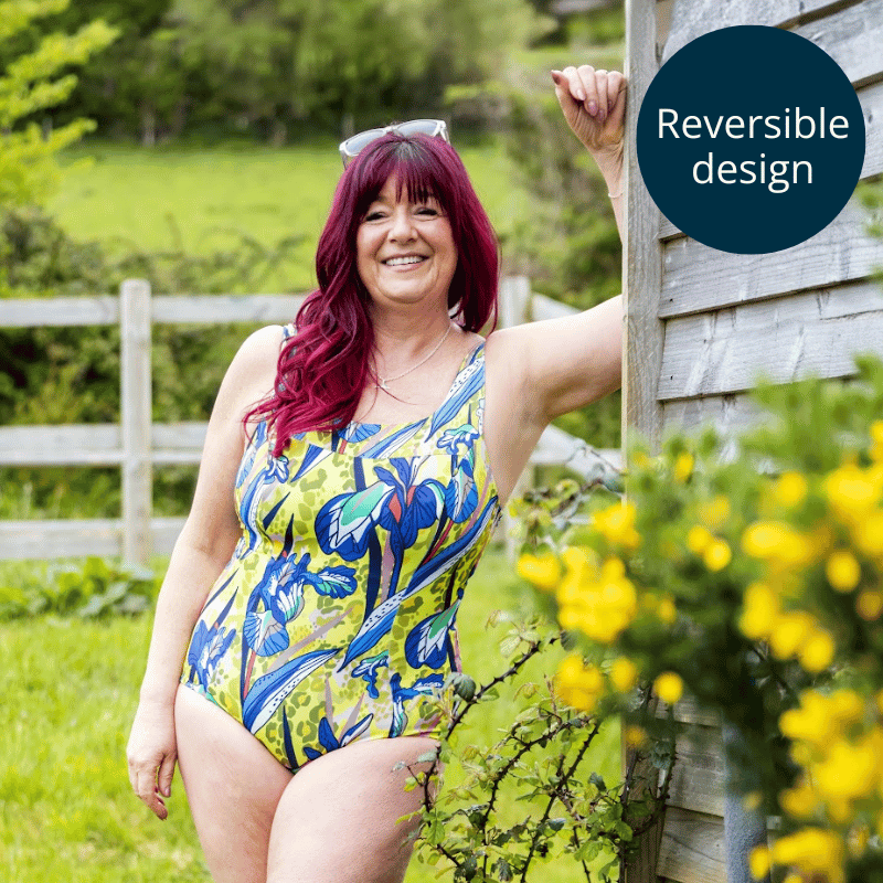 Terri wears size 14 Monroe