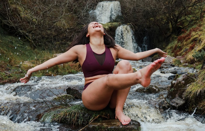 Tahlia wears size 10 Monroe