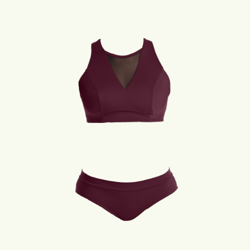 Kat wears size 12 Hepburn Top, size 12 Bottoms