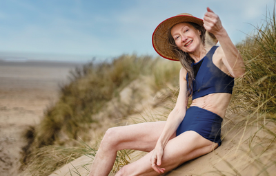 Liz wears size 8 Hepburn Top, size 8 Bottoms