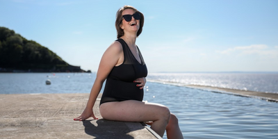 Essential Swimsuit Black - Hendricks